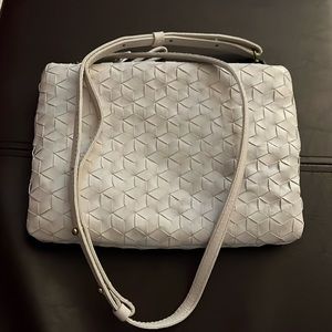 Madewell The Puff Crossbody - woven leather